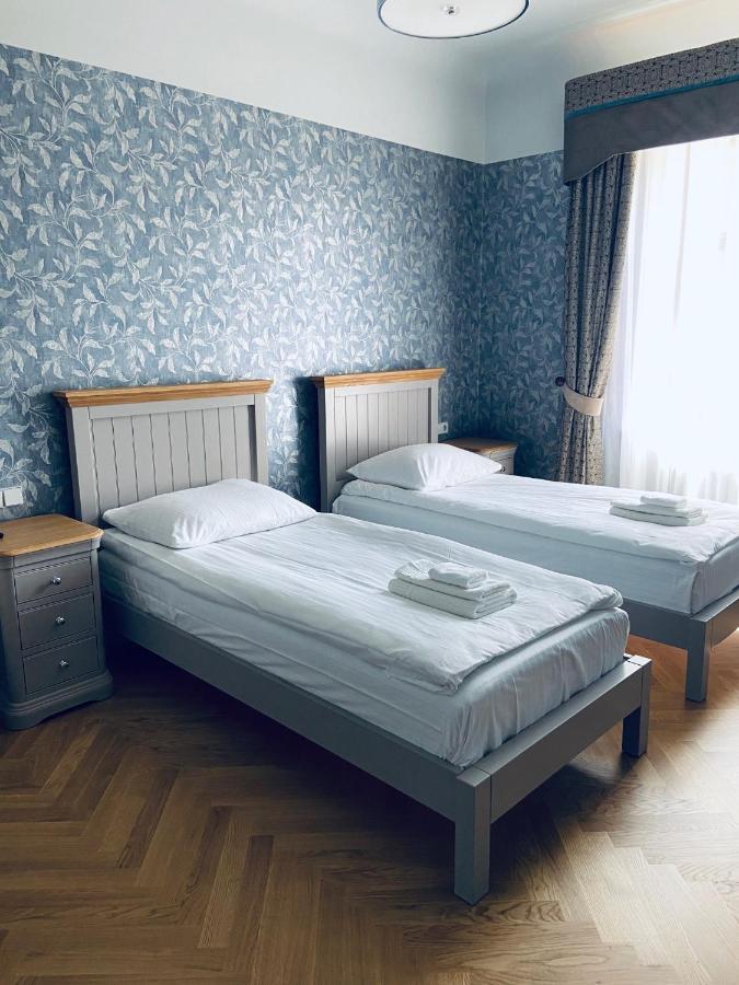 Roze Republikas Apartments Лиепая Экстерьер фото